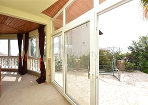 فيلا مستقلة مع مسبح خاص - تصميم 2+3 - في كارجي جاك / الانيا 