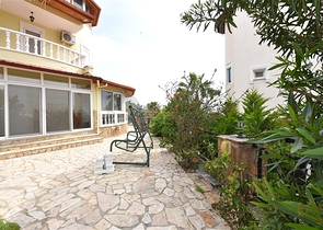 فيلا مستقلة مع مسبح خاص - تصميم 2+3 - في كارجي جاك / الانيا 