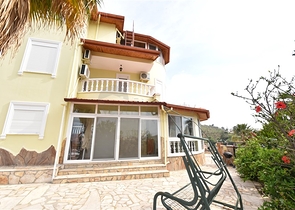 فيلا مستقلة مع مسبح خاص - تصميم 2+3 - في كارجي جاك / الانيا 