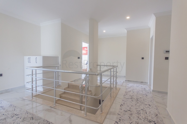 دوبلكس 4 غرف وصالة - مجمع حديث -في مهموتلار / الانيا 