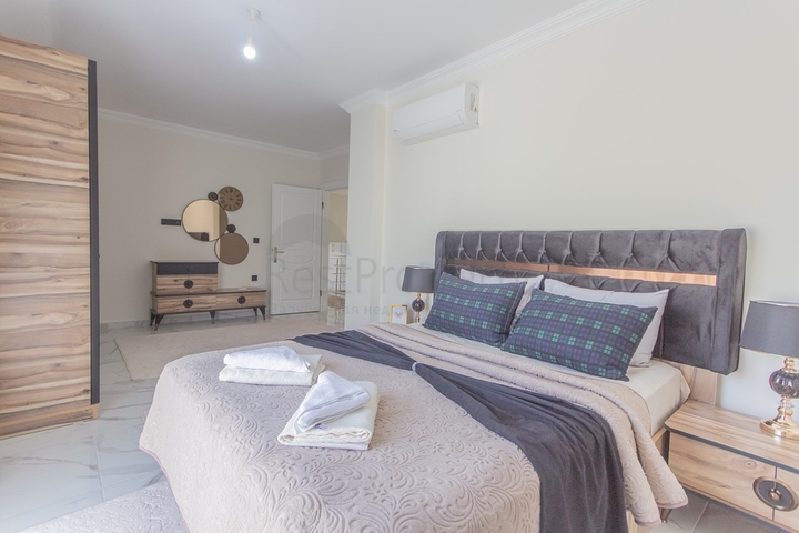 دوبلكس 4 غرف وصالة - مجمع حديث -في مهموتلار / الانيا 