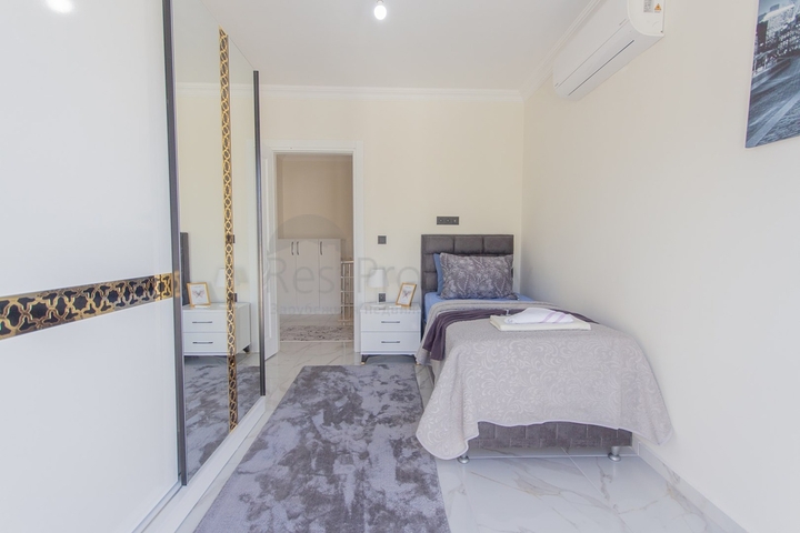 دوبلكس 4 غرف وصالة - مجمع حديث -في مهموتلار / الانيا 