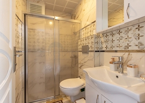 دوبلكس 4 غرف وصالة - مجمع حديث -في مهموتلار / الانيا 