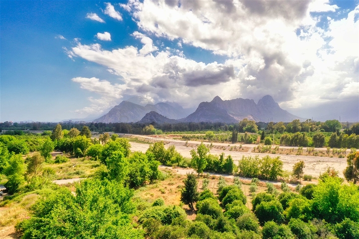 شقة فاخرة 4 غرف نوم في اونجالي انطاليا