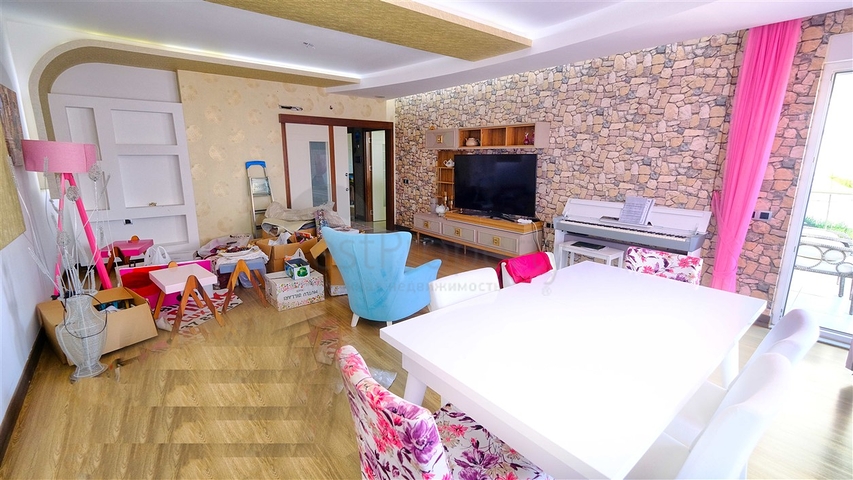 شقة فاخرة 4 غرف نوم في اونجالي انطاليا