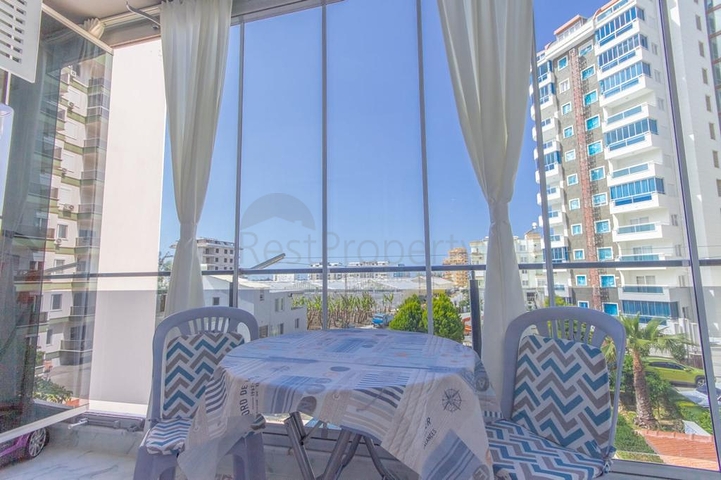 واسعة نسبيا - شقة 1+1 - مفروشة -ضمن مجمع انيق -في مهموتلار / الانيا