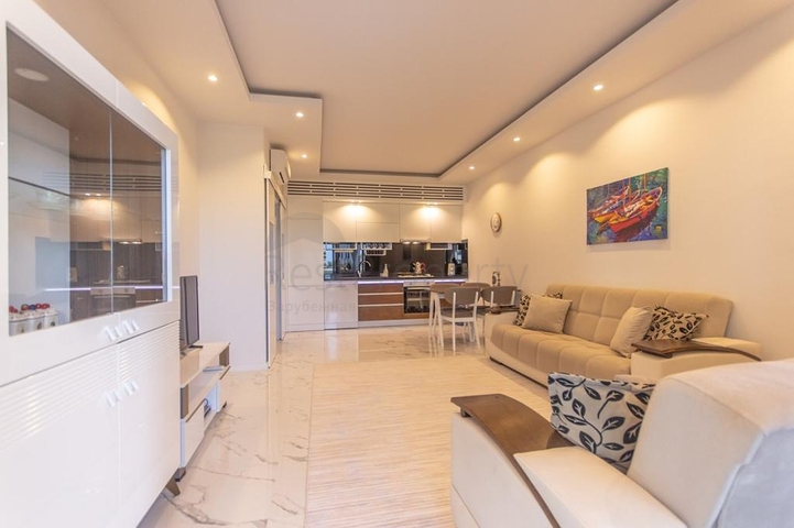 واسعة نسبيا - شقة 1+1 - مفروشة -ضمن مجمع انيق -في مهموتلار / الانيا