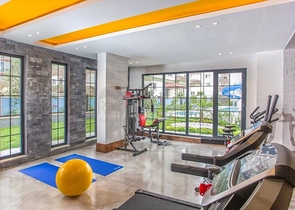 واسعة نسبيا - شقة 1+1 - مفروشة -ضمن مجمع انيق -في مهموتلار / الانيا