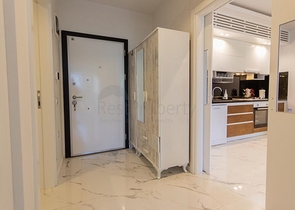 واسعة نسبيا - شقة 1+1 - مفروشة -ضمن مجمع انيق -في مهموتلار / الانيا