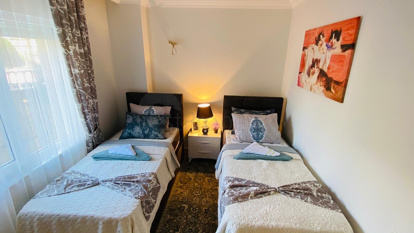 اطلالة مفتوحة -شقة زاوية - تصميم 2 غرفة وصالة -اثاث انيق -في جيكجلي / الانيا 