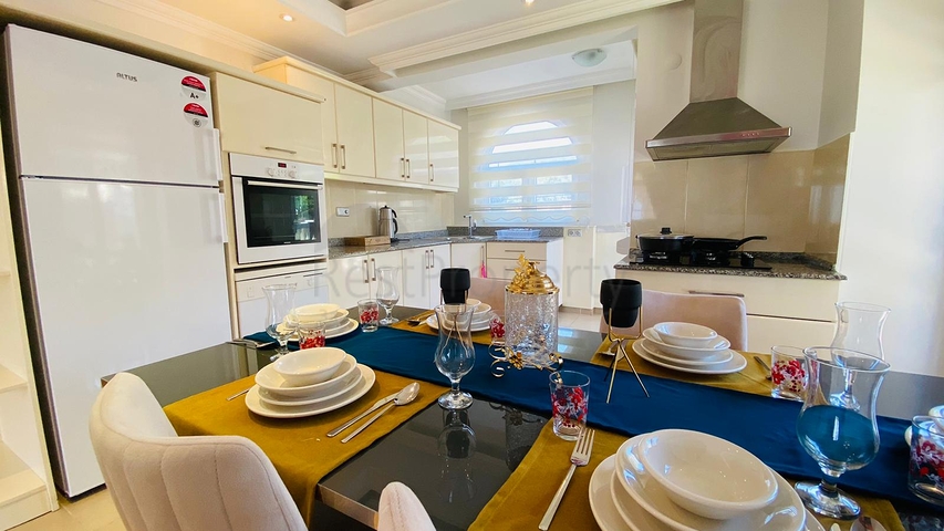 اطلالة مفتوحة -شقة زاوية - تصميم 2 غرفة وصالة -اثاث انيق -في جيكجلي / الانيا 