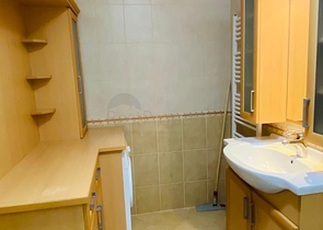 اطلالة مفتوحة -شقة زاوية - تصميم 2 غرفة وصالة -اثاث انيق -في جيكجلي / الانيا 