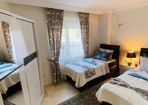 اطلالة مفتوحة -شقة زاوية - تصميم 2 غرفة وصالة -اثاث انيق -في جيكجلي / الانيا 