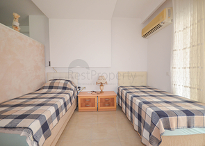 شقة بموقع استراتيجي قريب من البحر والخدمات -تصميم 1+1- في مهموتلار / الانيا 