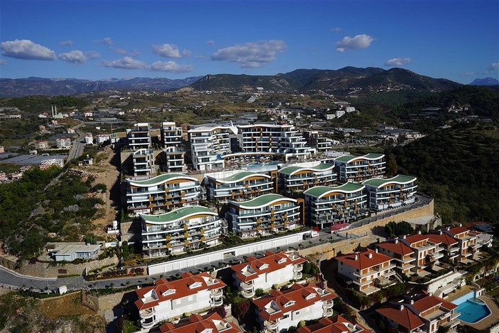 مجمع عصري فاخر مثال على الرفاهية 