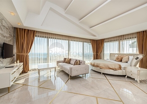 مجمع عصري فاخر مثال على الرفاهية 