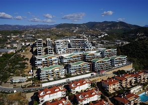 مجمع عصري فاخر مثال على الرفاهية 