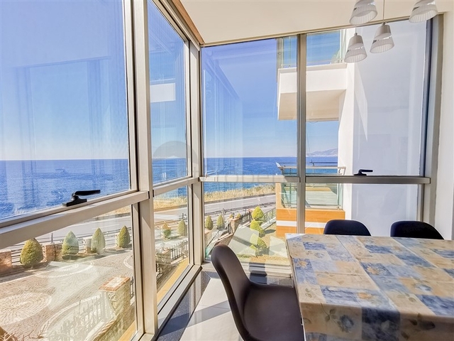 اطلالة بحر ساحرة - شقة 2 غرفة صالة - مجمع فاخر - في كارجي جاك / الانيا 