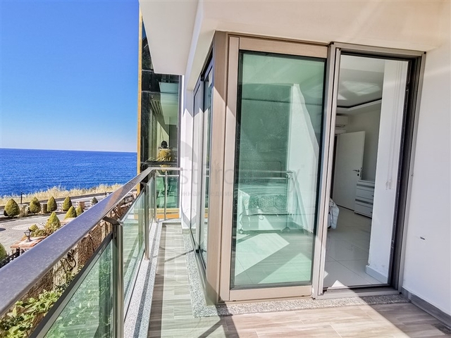 اطلالة بحر ساحرة - شقة 2 غرفة صالة - مجمع فاخر - في كارجي جاك / الانيا 