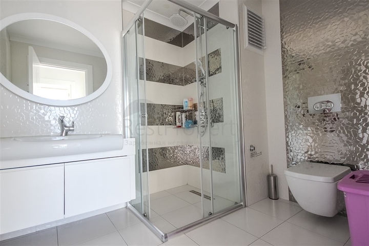 اطلالة بحر ساحرة - شقة 2 غرفة صالة - مجمع فاخر - في كارجي جاك / الانيا 