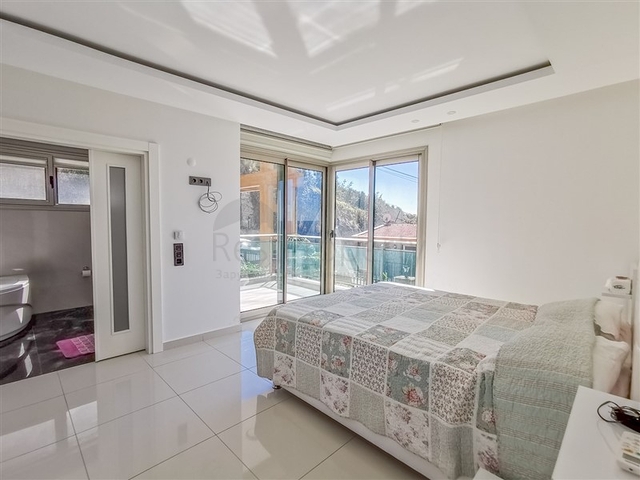 اطلالة بحر ساحرة - شقة 2 غرفة صالة - مجمع فاخر - في كارجي جاك / الانيا 