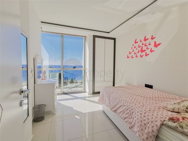 اطلالة بحر ساحرة - شقة 2 غرفة صالة - مجمع فاخر - في كارجي جاك / الانيا 