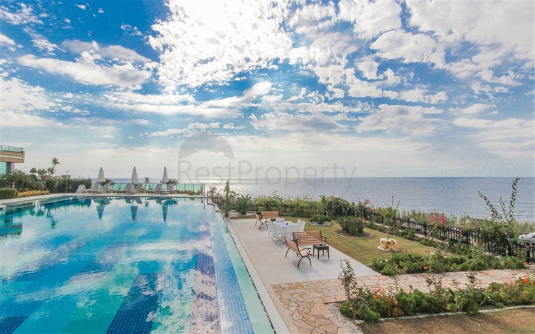 اطلالة بحر ساحرة - شقة 2 غرفة صالة - مجمع فاخر - في كارجي جاك / الانيا 