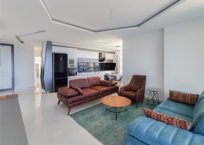 اطلالة بحر ساحرة - شقة 2 غرفة صالة - مجمع فاخر - في كارجي جاك / الانيا 