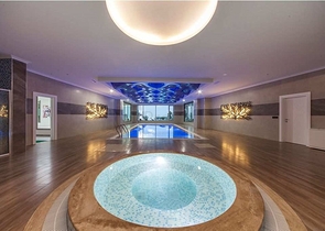 اطلالة بحر ساحرة - شقة 2 غرفة صالة - مجمع فاخر - في كارجي جاك / الانيا 