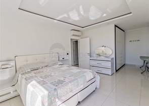 اطلالة بحر ساحرة - شقة 2 غرفة صالة - مجمع فاخر - في كارجي جاك / الانيا 