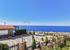 اطلالة بحر ساحرة - شقة 2 غرفة صالة - مجمع فاخر - في كارجي جاك / الانيا 