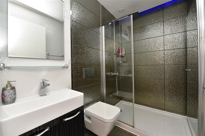 اطلالة بحر - مجمع بخدمات فاخرة -تصميم 1+2 - في مهموتلار / الانيا 