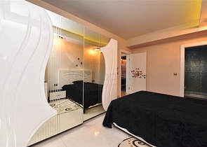 اطلالة بحر - مجمع بخدمات فاخرة -تصميم 1+2 - في مهموتلار / الانيا 