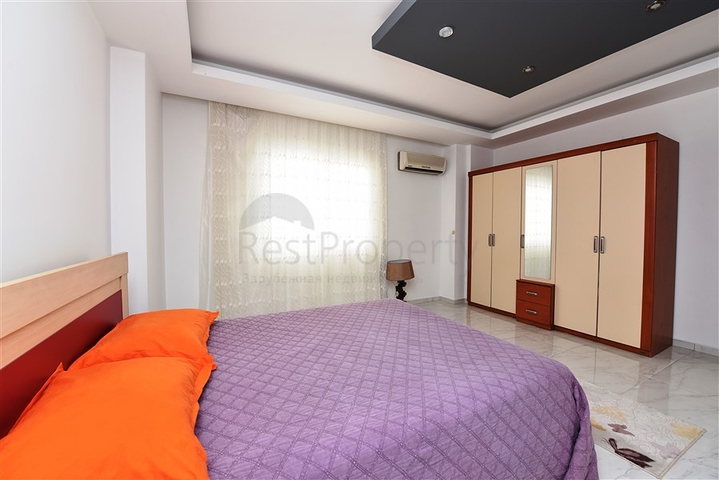 قريبة من البحر والخدمات -دوبلكس عائلية 3 غرف وصالة -مهموتلار / الانيا 