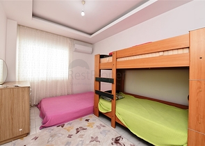 قريبة من البحر والخدمات -دوبلكس عائلية 3 غرف وصالة -مهموتلار / الانيا 