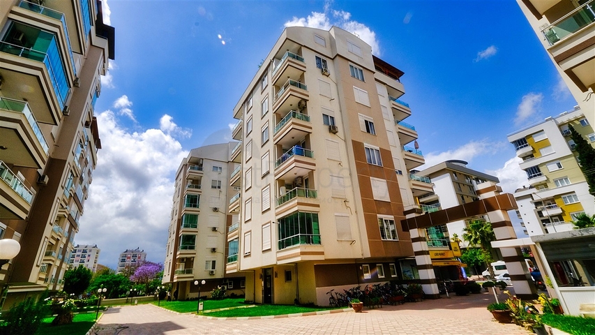 شقة 4 غرف نوم في اونجالي كونيالتي