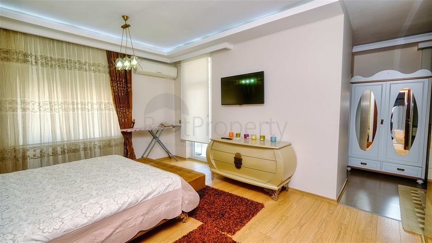 شقة 4 غرف نوم في اونجالي كونيالتي