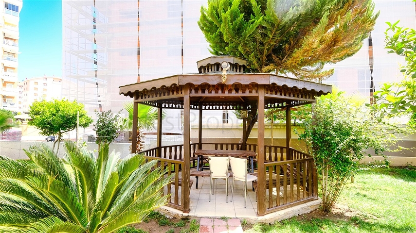 شقة 4 غرف نوم في اونجالي كونيالتي