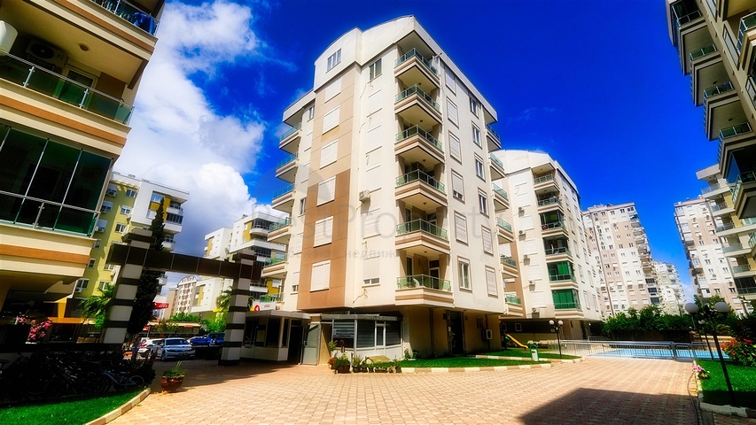 شقة 4 غرف نوم في اونجالي كونيالتي