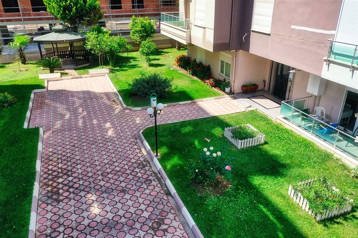 شقة 4 غرف نوم في اونجالي كونيالتي