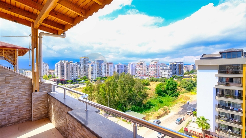 شقة 4 غرف نوم في اونجالي كونيالتي