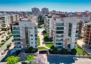 شقة 4 غرف نوم في اونجالي كونيالتي