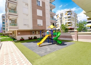 شقة 4 غرف نوم في اونجالي كونيالتي