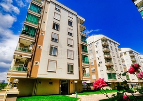 شقة 4 غرف نوم في اونجالي كونيالتي