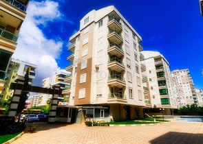 شقة 4 غرف نوم في اونجالي كونيالتي