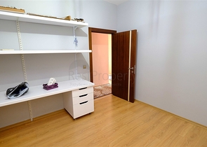 شقة 4 غرف نوم في اونجالي كونيالتي