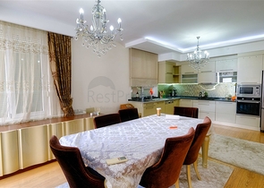 شقة 4 غرف نوم في اونجالي كونيالتي