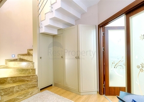 شقة 4 غرف نوم في اونجالي كونيالتي