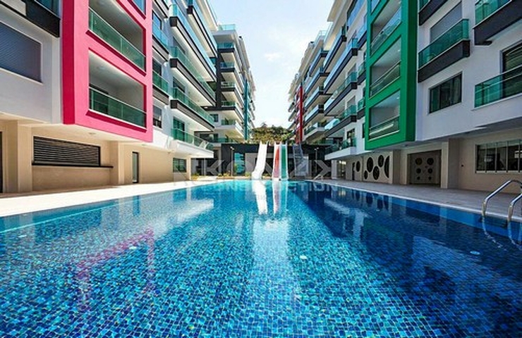 اطلالة بحر - مجمع بخدمات 5 نجوم -شقة 2 غرفة وصالة -في كارجي جاك / الانيا