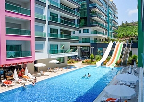 اطلالة بحر - مجمع بخدمات 5 نجوم -شقة 2 غرفة وصالة -في كارجي جاك / الانيا